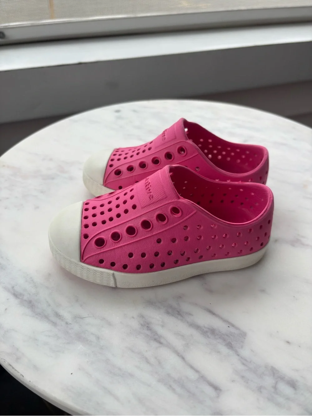 Native Jefferson Kids' Slip-On Shoes Size 5 C5 Hollywood Pink